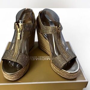 Michael Kors Designer Metallic Gold Wedge Sandals with Diamond 💎 detailing Hot!!